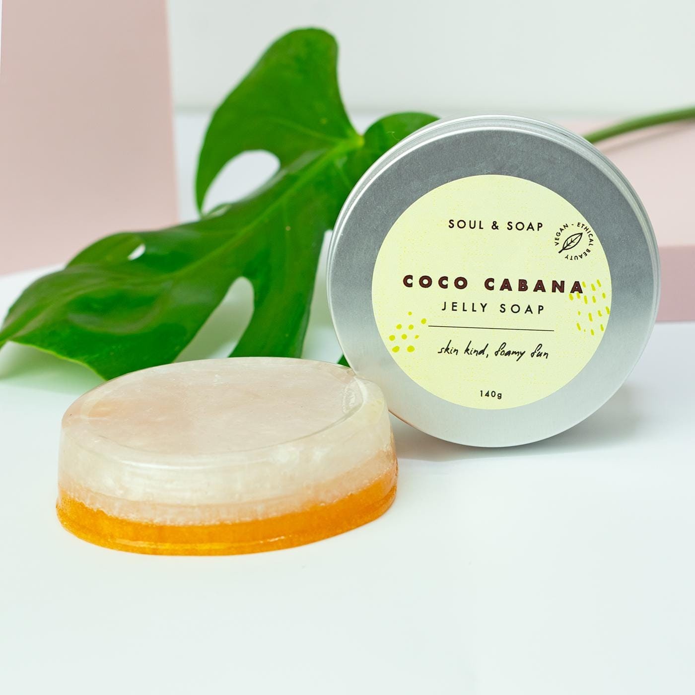 Coco Cabana Jelly Soap - Geschenk Spaß Artisan Handmade Vegan Duftendes Für Sie Selbstpflege Natürliches Badeschaum Fun Body Wash von SoulandSoap