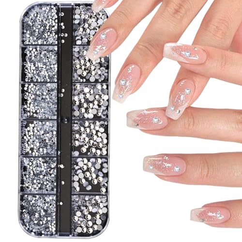 Strasssteine Nägel,Glitzersteine Nägel Deko,12 Fächer Nail Charms,Nagel Steinchen Charms,Weiße Nagelsteine,Perlen Nail Gems,Nail Art Charms für Frauen Acryl Nagel Dekorationen Desig von SpetngSake