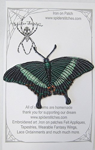 Aufnäher zum Aufbügeln mit grünem Pfauen-Schmetterling, Papilio Crino von Spider Stitches