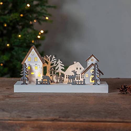 LED Weihnachtsdeko Fauna von Star Trading, Winterdorf aus Holz mit Beleuchtung und Timer, warmweiß, batteriebetrieben, Länge: 28 cm von Star