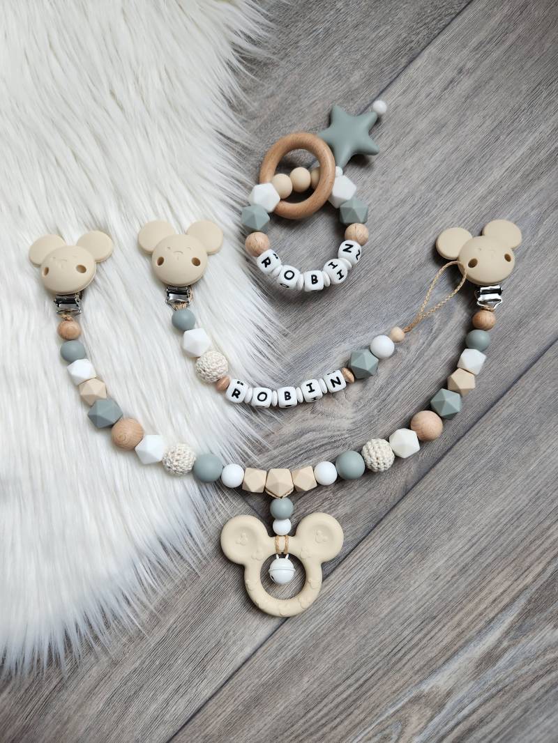 Schnullerkette Mit Wunschnamen, Personalisiert , Kinderwagenkette, Micky Maus, Geschenk Babyparty von StaysisShnullerkette