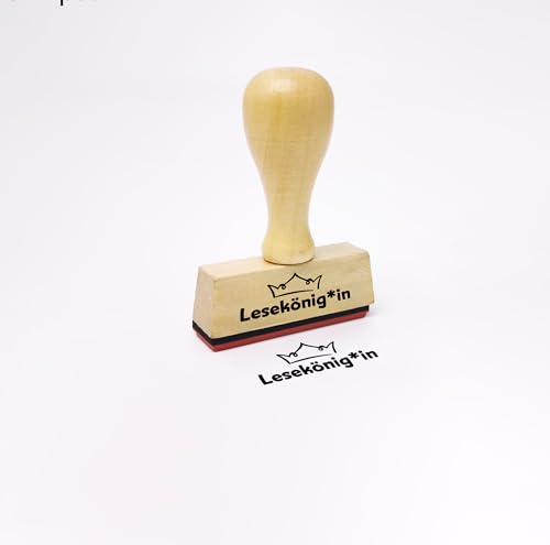 Stemplino® Lehrerstempel - Lesekönig*in - 50mm x 15mm - Holzstempel mit Text für Lehrer zum Korrigieren von Tests, Stempel für Lob für Pädagogen Schule von Stemplino