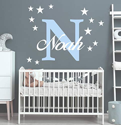 Wunschname Wandtattoo mit Sterne an der Wand Wandaufkleber Wandsticker DIY Kinderzimmer Babyzimmer (40cm / 60cm, Pastellblau-Weiss) von StickerMarket