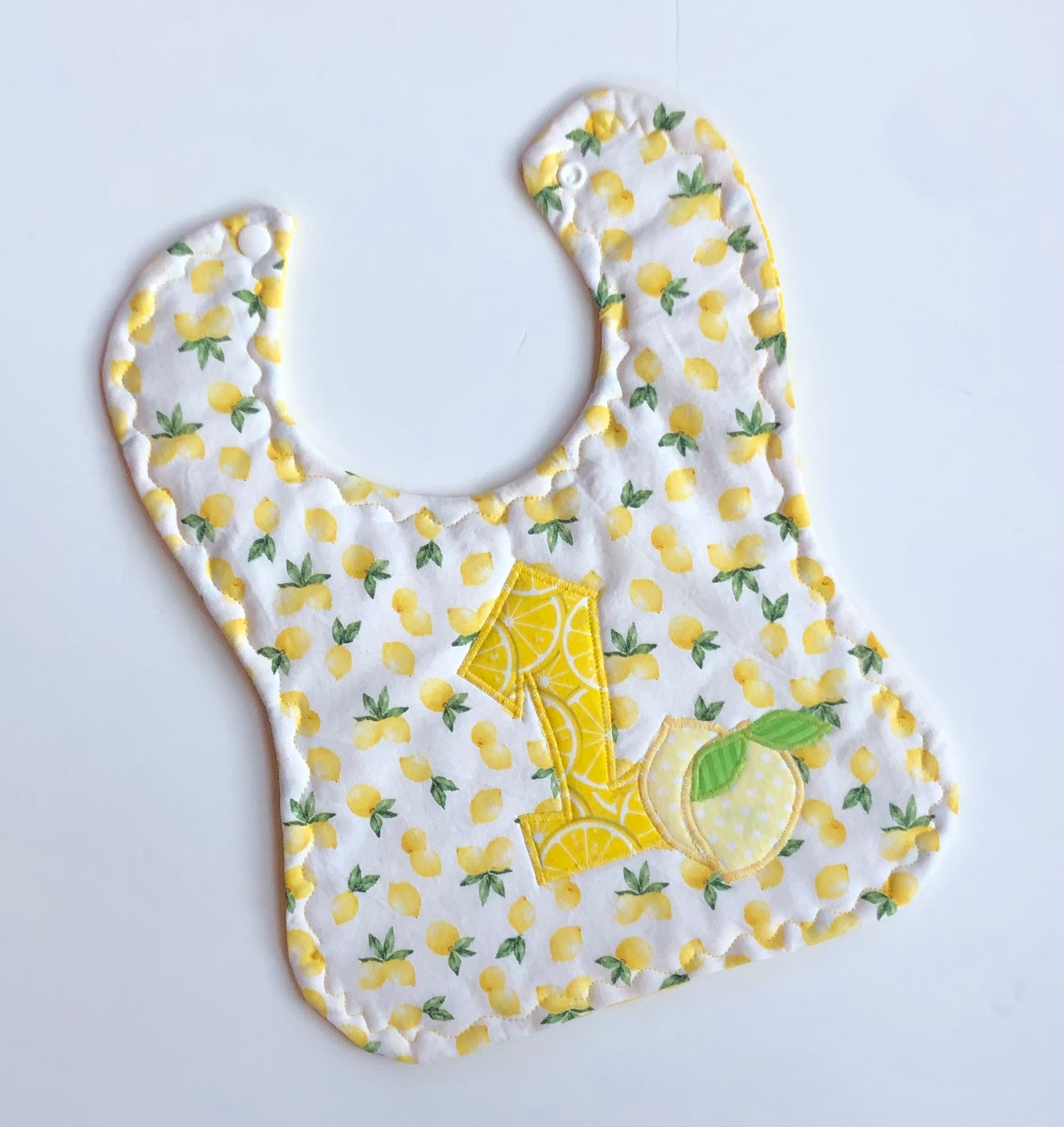 Baby Mädchen Zitrone 1. Geburtstag, Geburtstag Applizierte Limonade Lätzchen, Lemonade Party, 1 von Stitchedbygigi