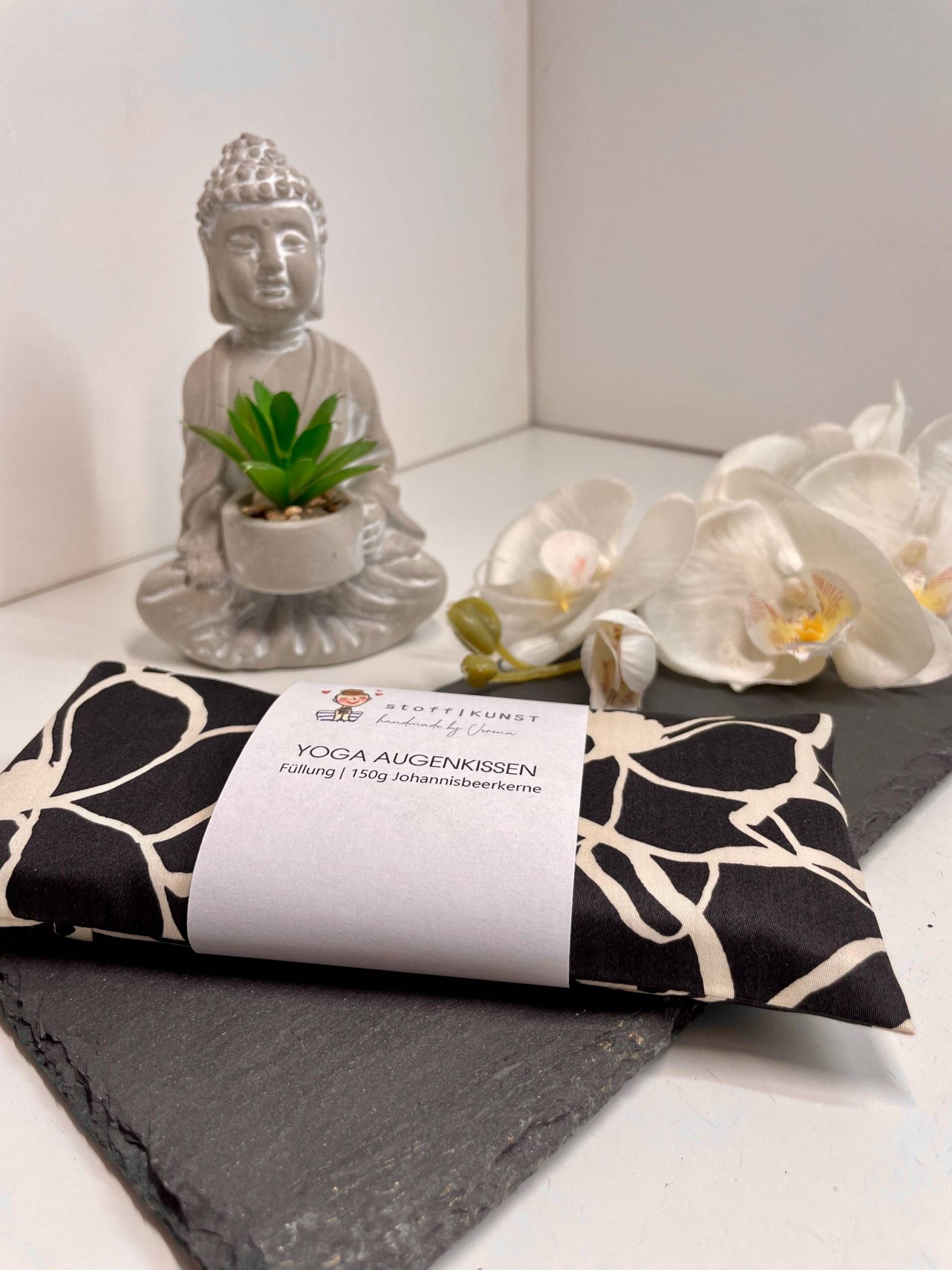 Augenkissen Yoga Blumen/Johannisbeerkerne/Yogakissen/Meditationskissen/Körnerkissen/Entspannung Geschenk/Gewichtete Augenmaske/Satin von StoffKUNSTDesign