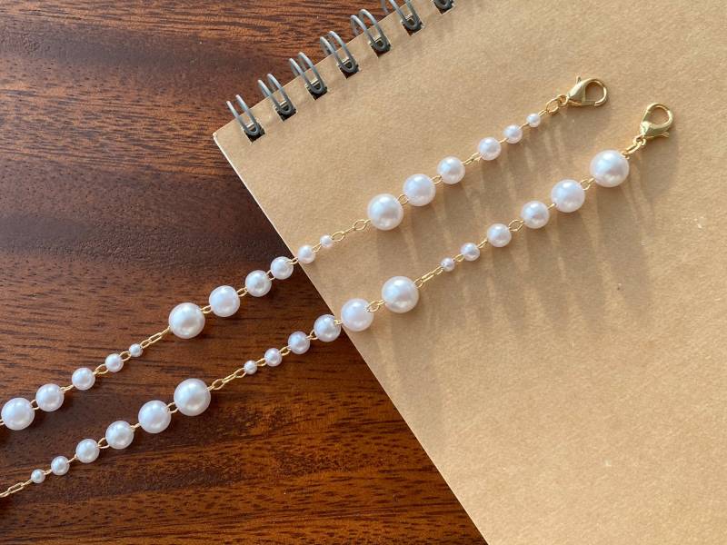 stretching Pearl - Perlenmaske Zu Brillenkette Gold, Perlmutt Perlen Maske Lanyard & Sonnenbrillen Kette Frauen, Bold von Sunmertime