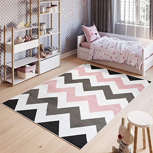 TAPISO Pinky Teppich Kurzflor Kinderteppich Kinderzimmer Rosa Weiß Schwarz Modern Geometrisch Zig Zag Streifen Spielteppich ÖKOTEX 200 x 300 cm von TAPISO