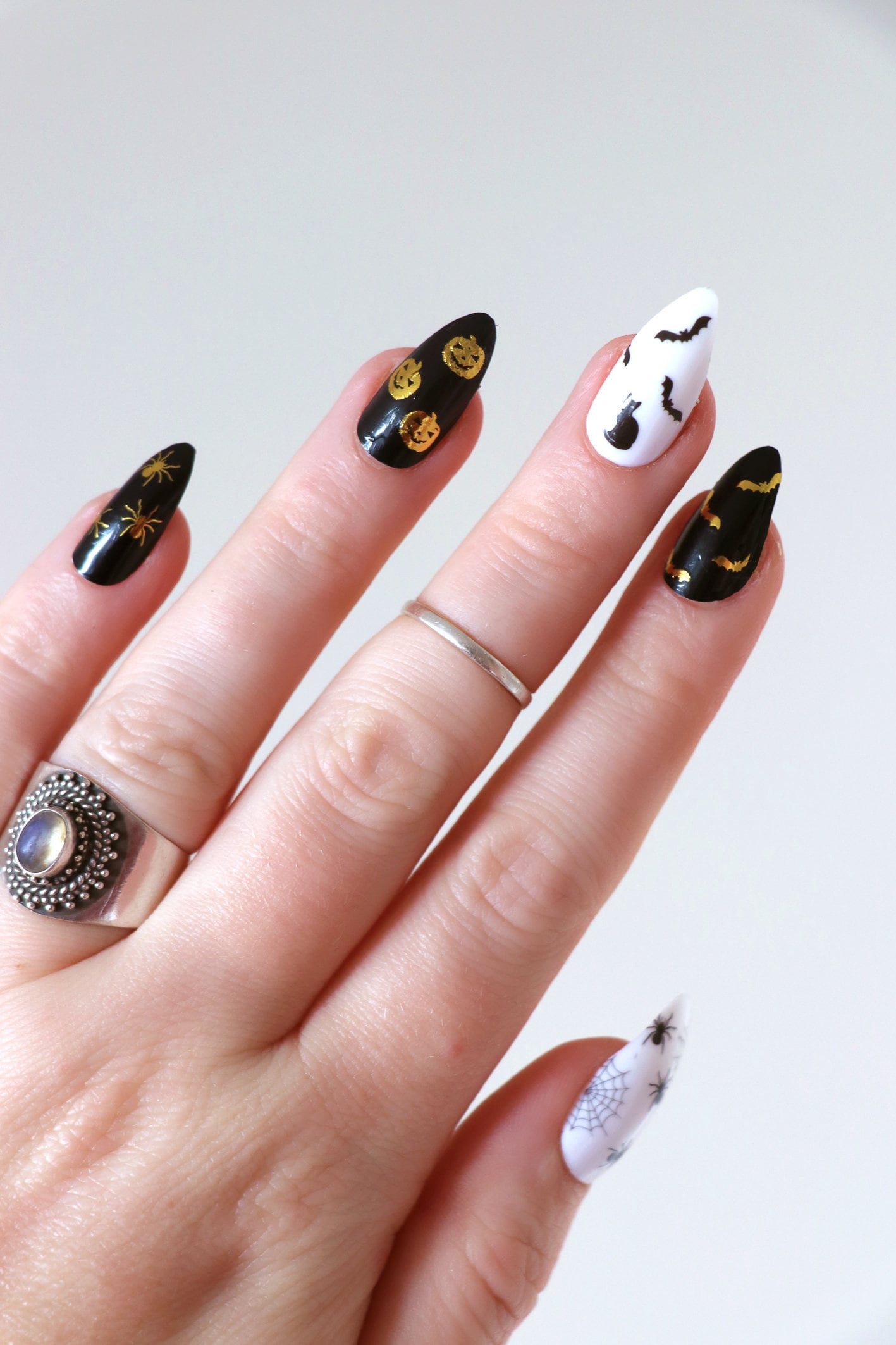 Halloween Wasserschiebefolie Nagel Aufkleber | Diy Nageldesign Gold Und Schwarz Kürbis, Geist & Fledermaus Geschenk von Tattoorary