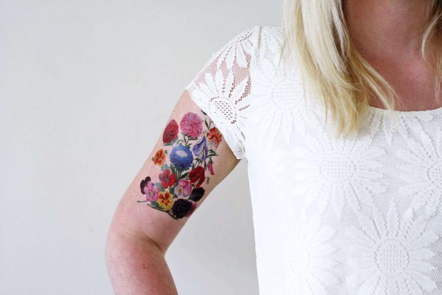 Vintage Blumen Temporäres Tattoo | Boho Geschenk Festival Fest von Tattoorary