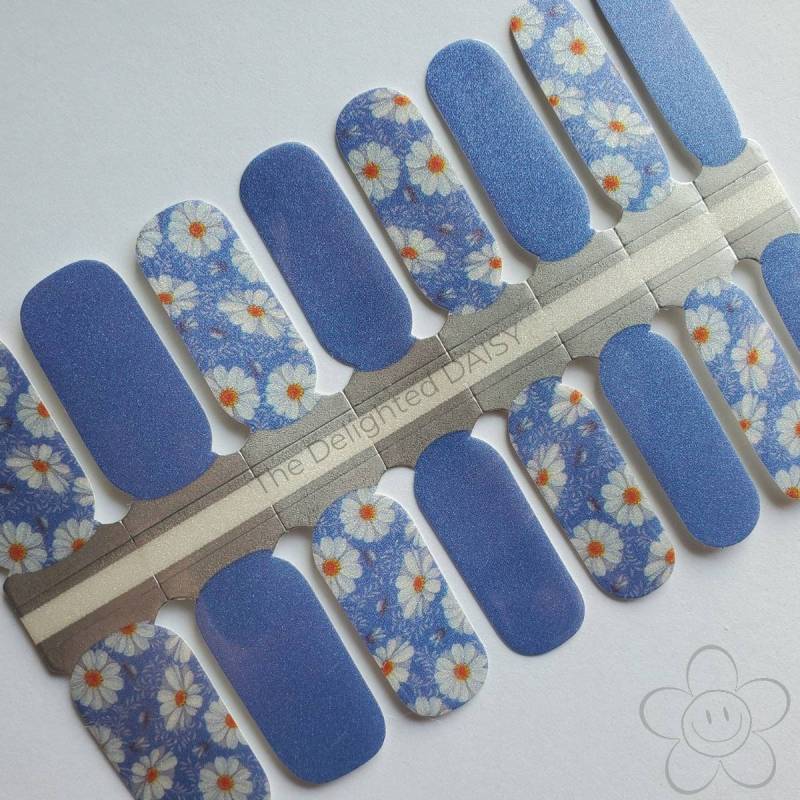 Gänseblümchen & Blauer Himmel Nagel Streifen, Sticker, Nail Art von TheDelightedDaisy