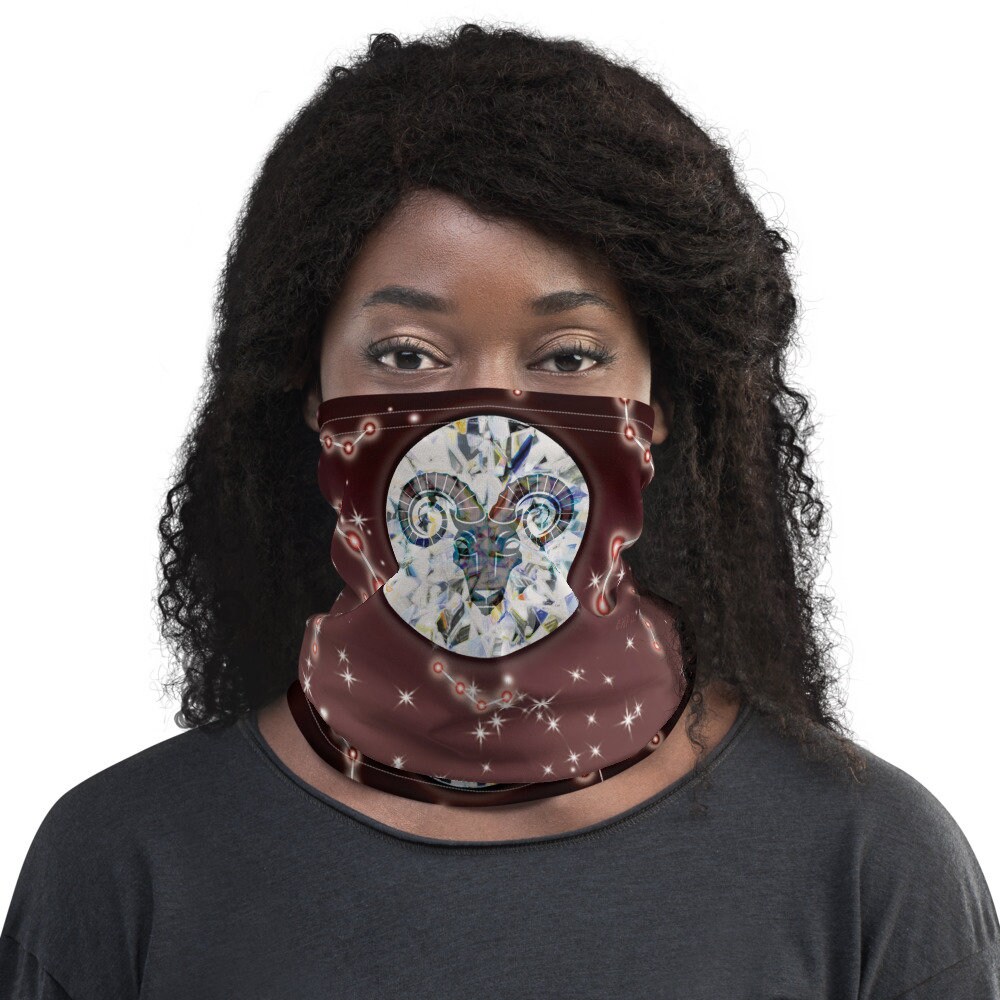 Widder Sternzeichen Hals Gaiter Maske All Over Print Edelstein Und Sternbild Design von TheEnigmaticVariety