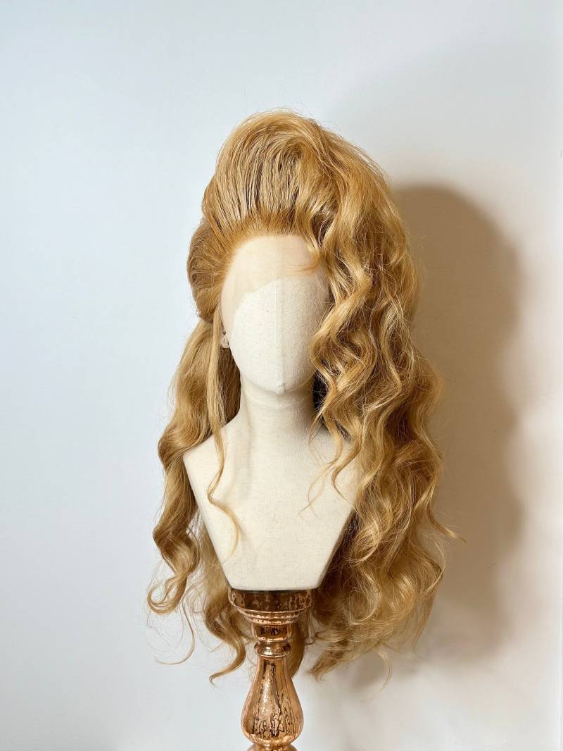 Big Blond Sidewave Wig von TheGingHair