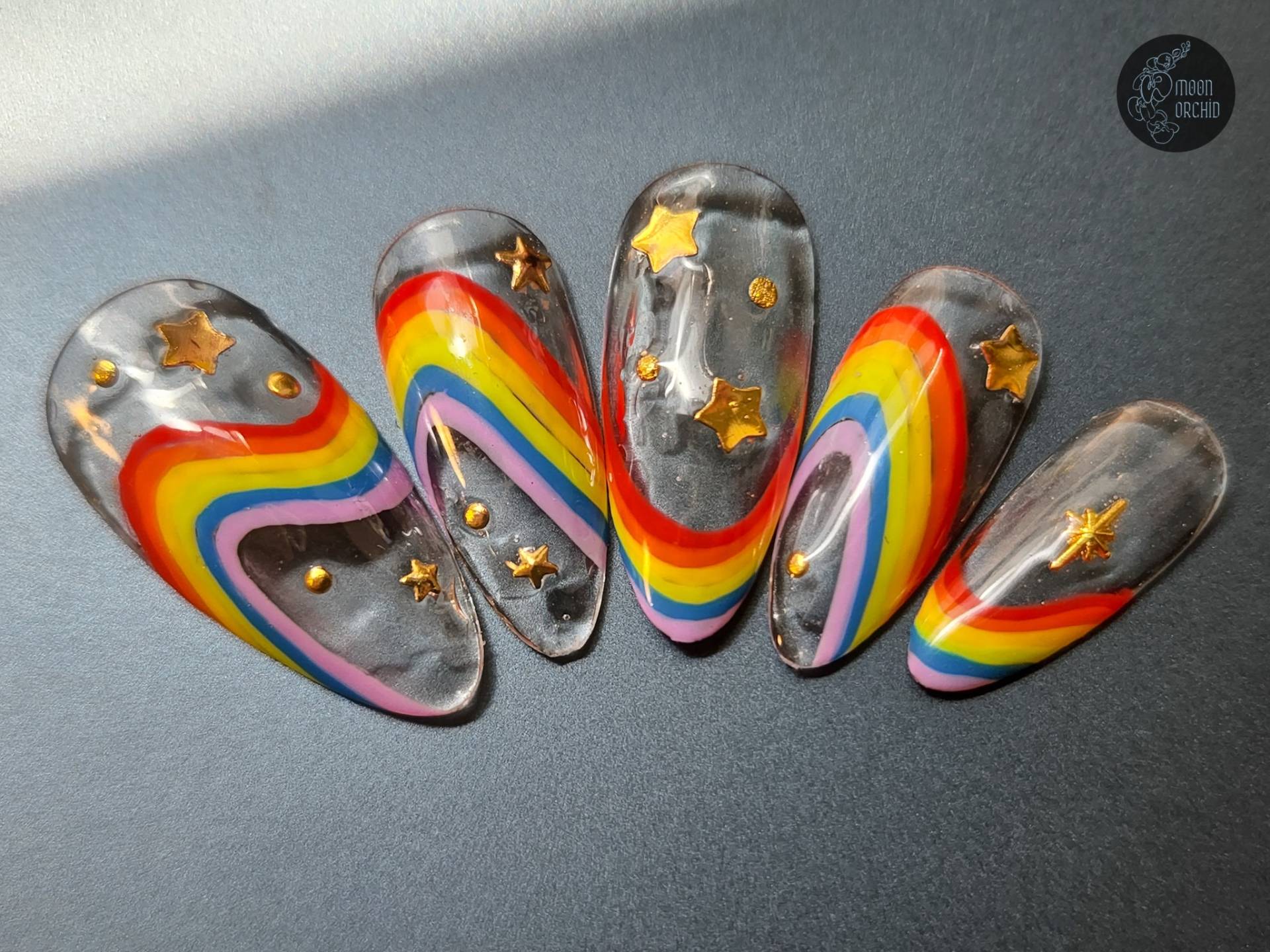 Regenbogenspaziergang | Regenbogen-Swirl-Nägel Stolze Nägel Wirbel Drücken Sie Auf Kawaii Press On Sommernägel Jelly Gel Zum Aufdrücken Stolz von MoonOrchidStudios