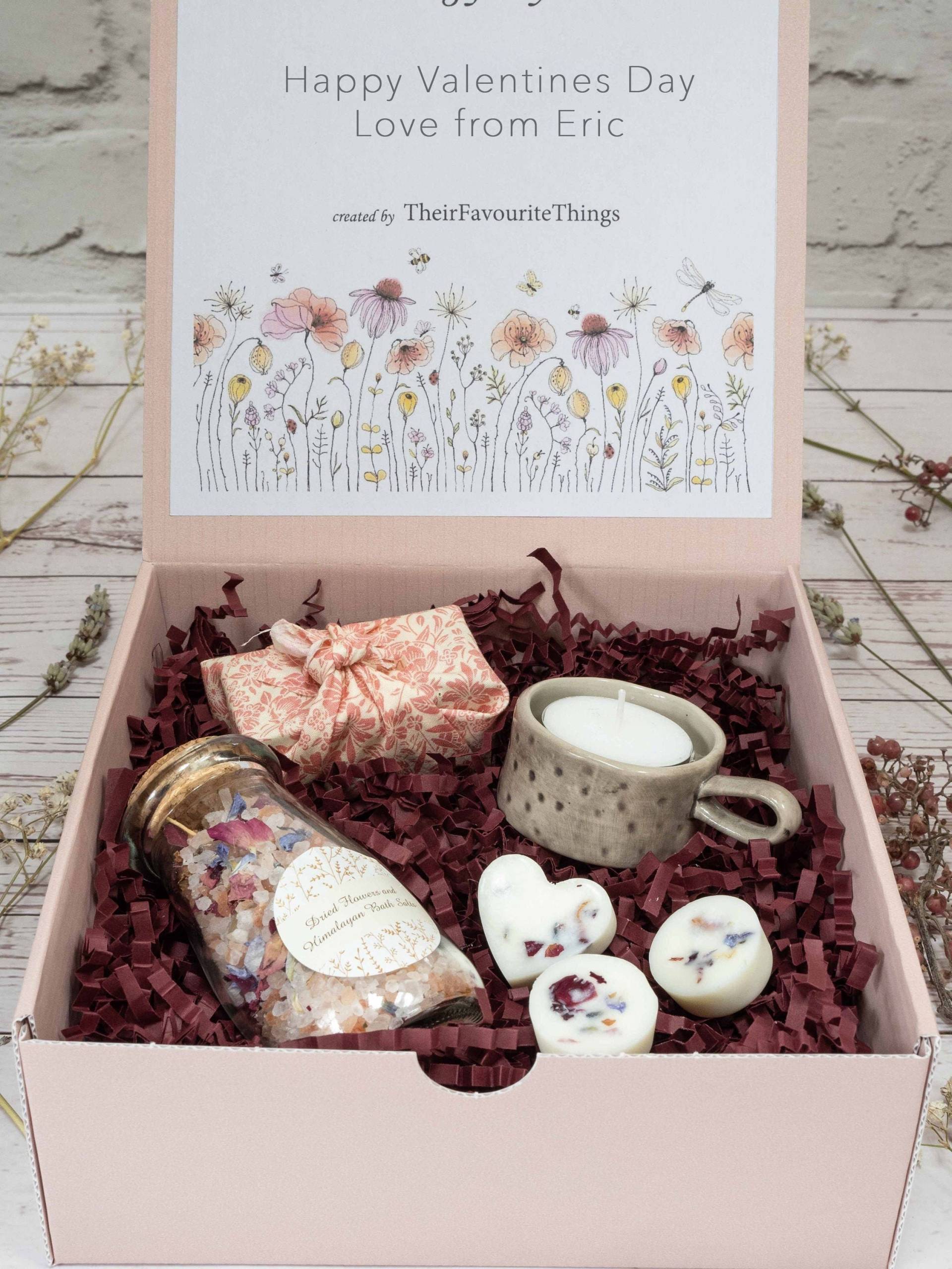 Geburtstagsgeschenk Valentinstag Personalisierte Handwerker Vegan Geschenk Für Sie, Beste Freundin Umweltfreundliche Geschenkbox, Einzigartige von Theirfavouritethings