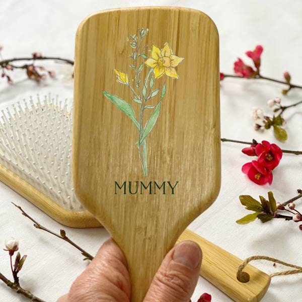 Geburt Blume Paddle Haarbürste von Thisisnessie