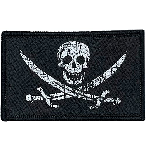 Piraten Patch, Piratenflagge ähnlich der von Piraten der Karibik, um sich in Piratenkleidung oder als CrossFit -Velkro -Rucksackpatches zu haften. Kleine Piratenflagge - Schädelpatch - 80 x50 mm von sufe