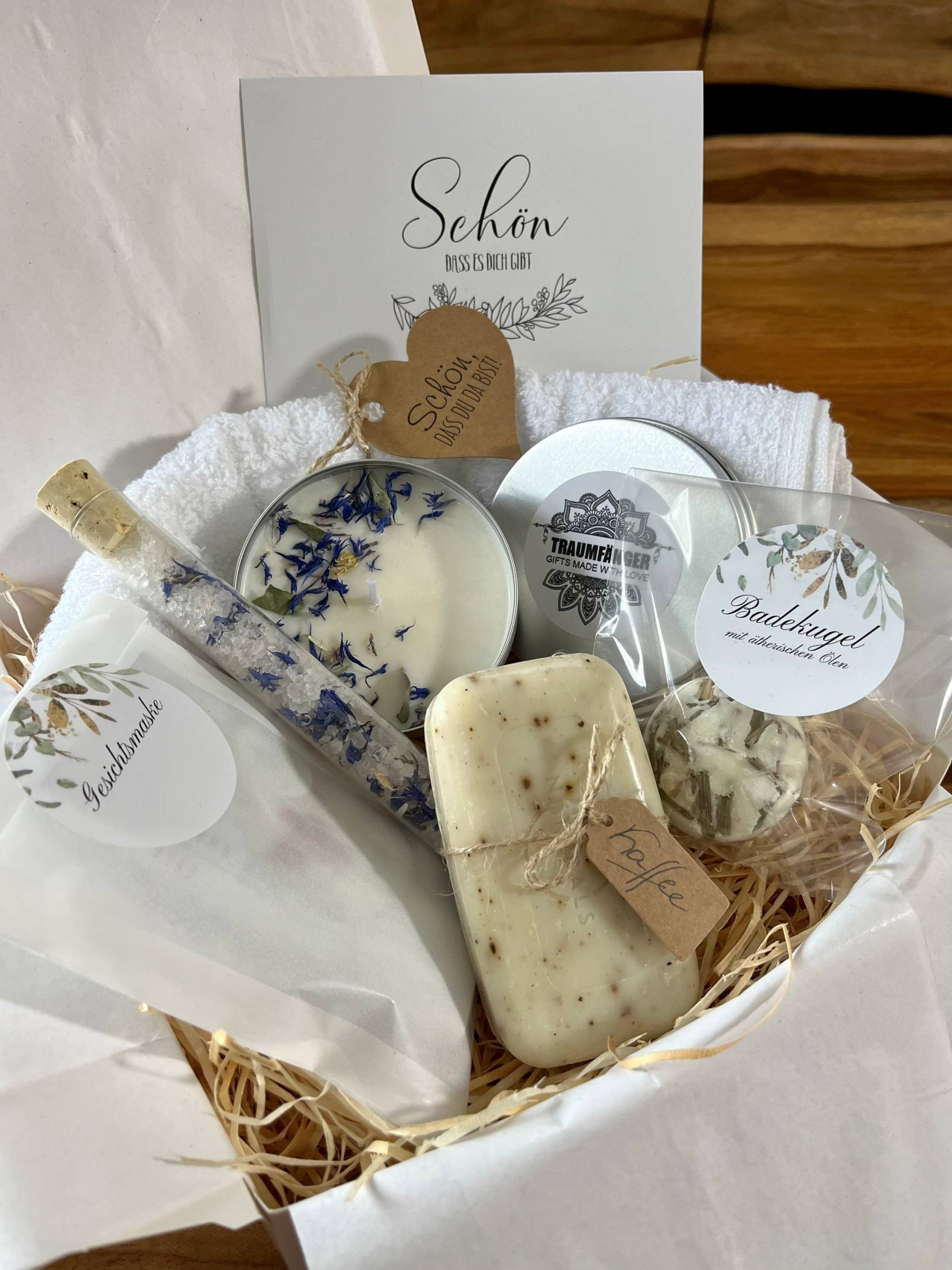 Wellness Geschenkbox Kornblume Für Frauen | Geschenk Set Freundin Spa Relax Wohlfühlbox Geburtstag Ritual Badesalz von TraumfaengerLaden