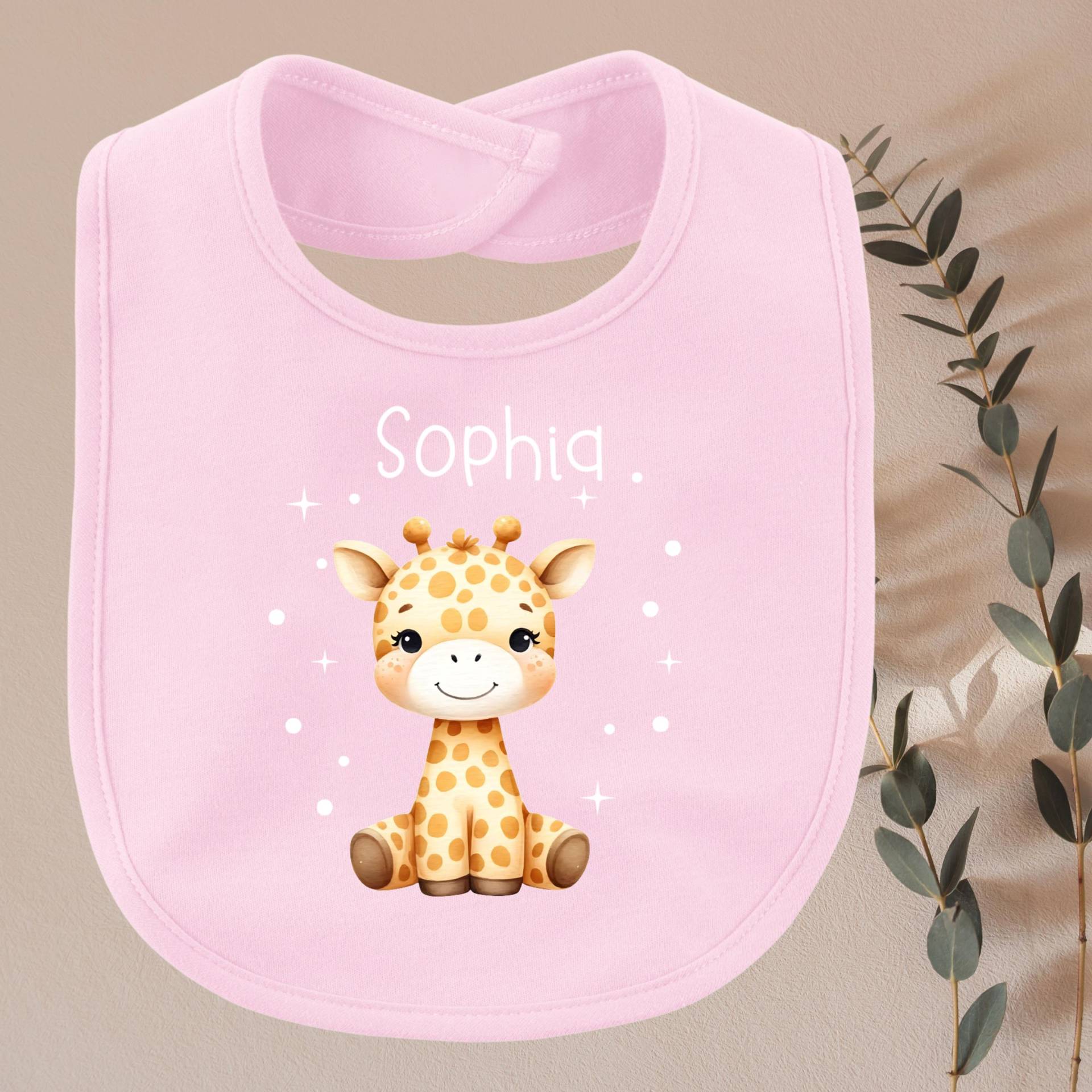 Baby Lätzchen | Personalisierbar Mit Namen Giraffe| Im Geschenkbeutel Viele Farben Erhältlich| Fun Babygeschenk - Geburt-Taufe von TrendMama