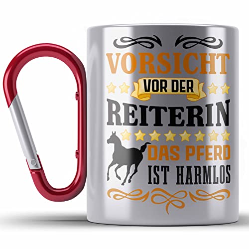 Trendation - Reiterin Mädchen Pferde Geschenk Edelstahl Tasse Karabiner Reiten Reiterin Kinder Becher Spruch Lustig Geburtstag (Rot) von Trendation