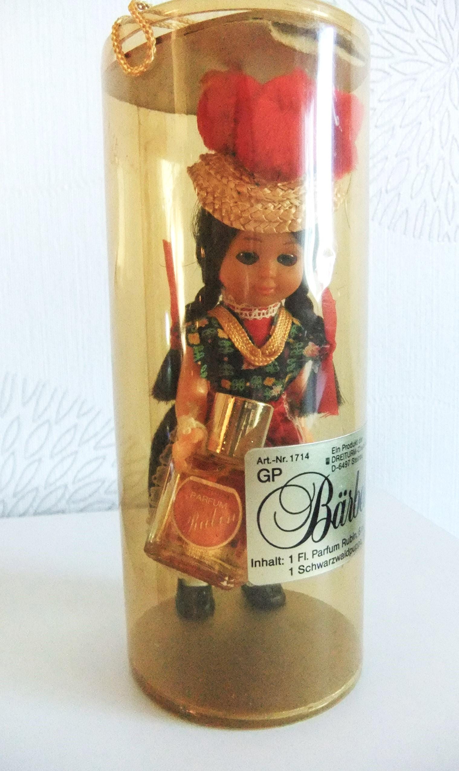 Seltenes Vintage Miniaturparfüm "Dreiturm Rubin" Mit Kleiner Bärbele Schwarzwaldpuppe von TroedelMarie