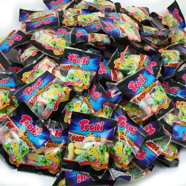 Großpackung Trolli Saure Würmchen, 100 x 10g, erst sauer dann fruchtig von Trolli