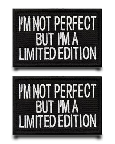 2 Stück I'M NOT PERFECT BUT I'M A LIMITED EDITION Lustige Patch Abnehmbare Aufnäher mit Stickerei Flagge Patch Applikation für Baseballkappe Rucksäcke Draussen Jacke Weste Kleidung Taschen von Tuyatezhi