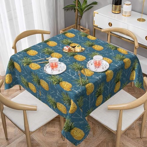 UENFFKDAP Quadratische Tischdecke mit goldenem Ananas-Hintergrund, wasserdicht und waschbar. Tischdecken für drinnen und draußen sind geeignet für Partys, Picknicks, Essen und Gärten von UENFFKDAP