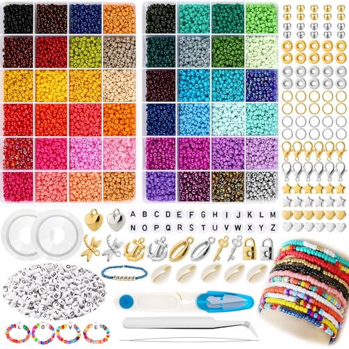 UOONY 7000 Stück 4mm Bunte Glasperlen set,DIY Perlen zum Auffädeln mit Buchstabenperlen für Geschenkidee Armbänder, Perlen zum Auffädeln Set für Kinder,Weihnachten,Feiertage, Geburtstage，Belohnungen. von UOONY