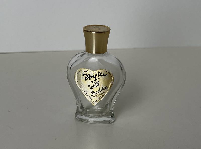 Vintage 1950Er Evyan Weiße Schultern Köln Parfüm Duft 50Er Jahre Mid Century Vanity Herz Förmige Flasche von VelvetCherryVintage