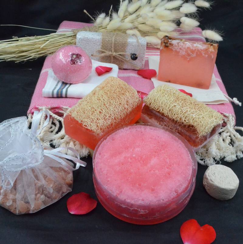 Handgemachte Rose Natürliche Seifengeschenke, Spa-Geschenkkorb, Schöne Hochzeitsbevorzugungen, Entspannungs-Selbstpflege-Geschenkbox Für Sie von VenusSoapGift