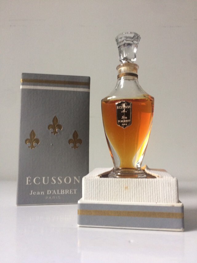 Ecusson Von Jean D'albret 1948 Pure Parfum Extrait 15 Ml von VibaVintage