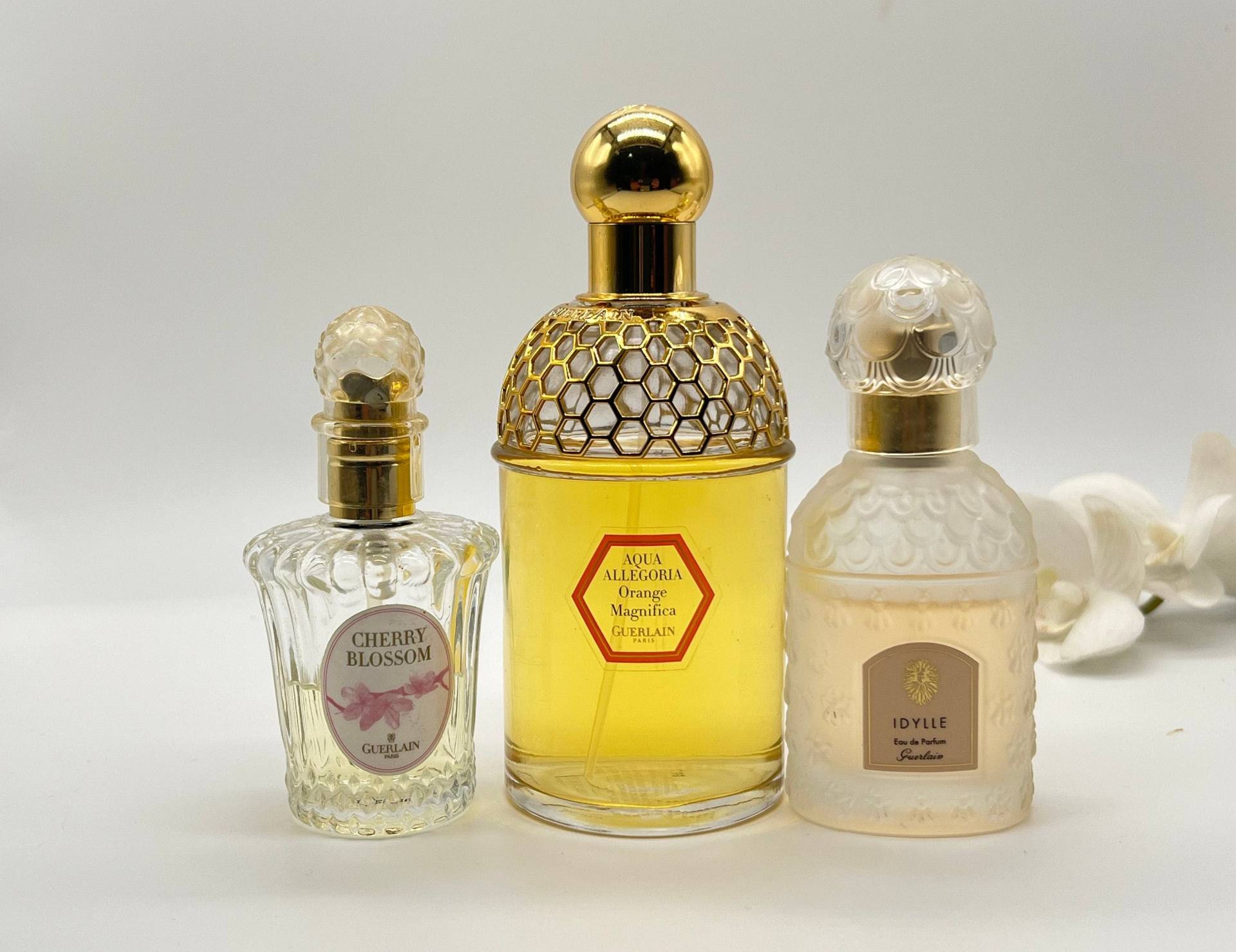 Lot Von 3 Guerlain Düfte Aqua Allegoria Orange Magnifica, Kirschblüte, Idylle Not Full von VintageItalienstyle