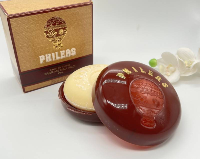 Phileas Parfümseife Nina Ricci 150G/15, 3 Oz Vintage Seife Für Männer 80Er von VintageItalienstyle