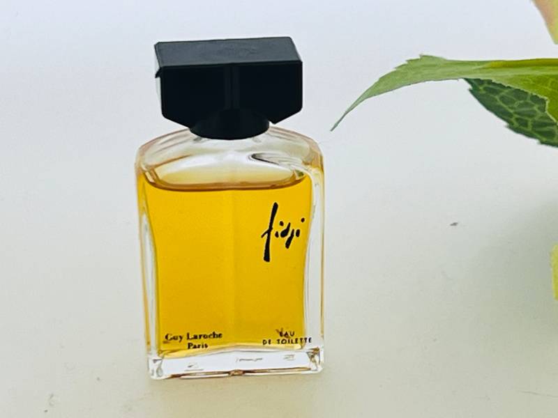 Fidji Guy Laroche 1966 Eau De Toilette Miniatur 5 Ml von VintagePerfumeShop