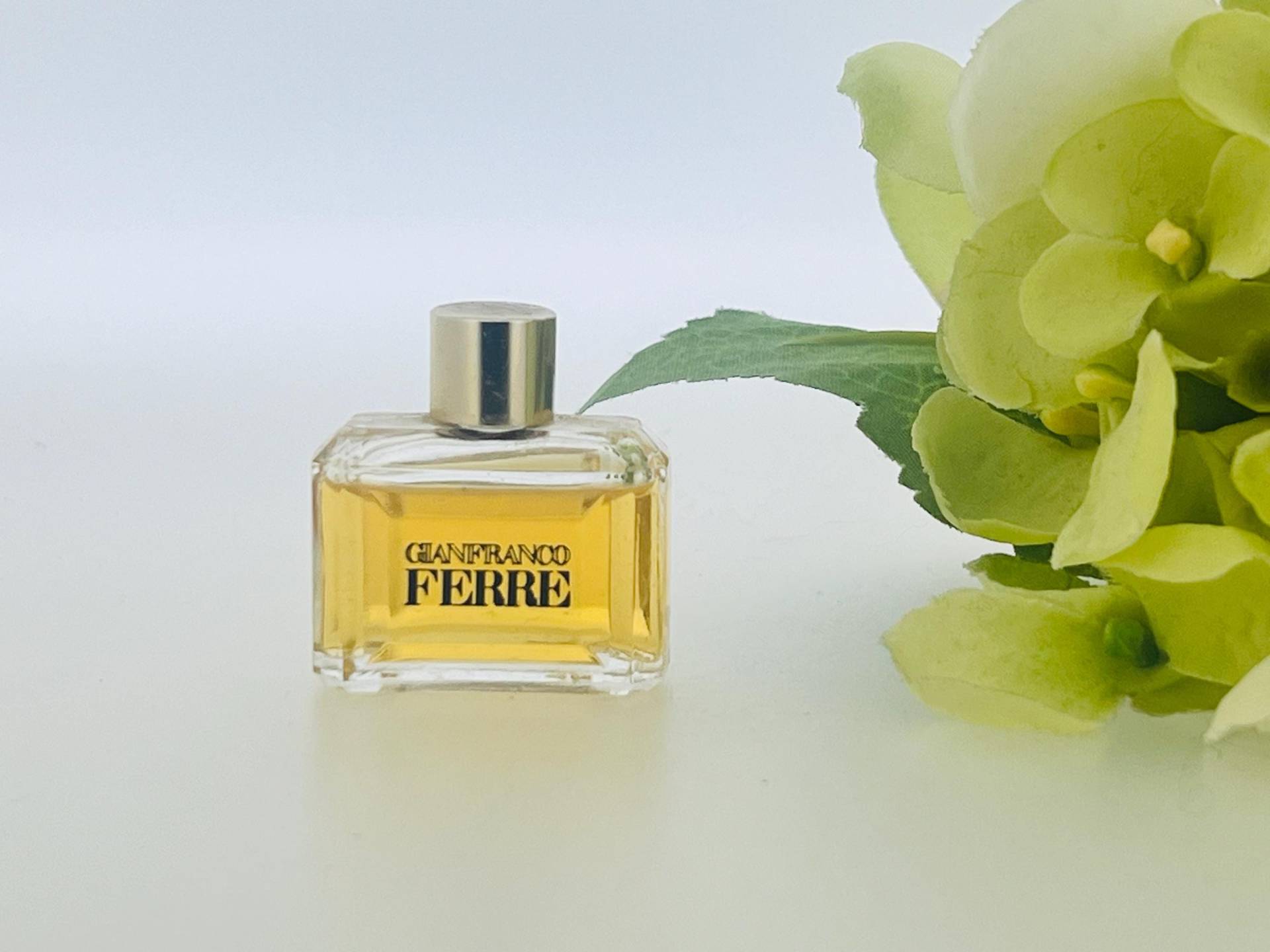 Vintage Gianfranco Ferré, Ferré 1998 Eau De Toilette 5 Ml von VintagePerfumeShop