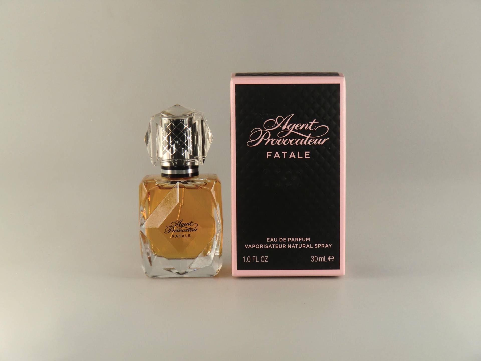 Mittel Provocatiere Fatale Eau De Parfum 1 Fl.oz./30Ml von VintageRetroEu