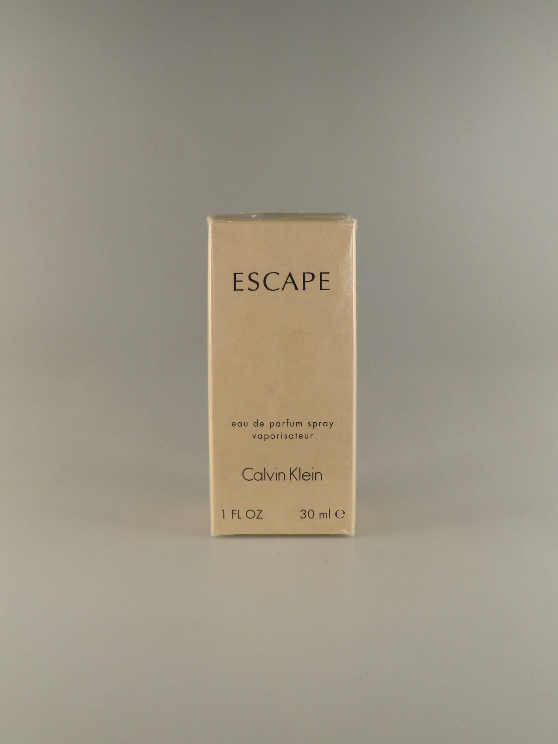 Original Vintage Calvin Klein Escape Woman Eau De Parfum 1 Fl.oz./30Ml von VintageRetroEu