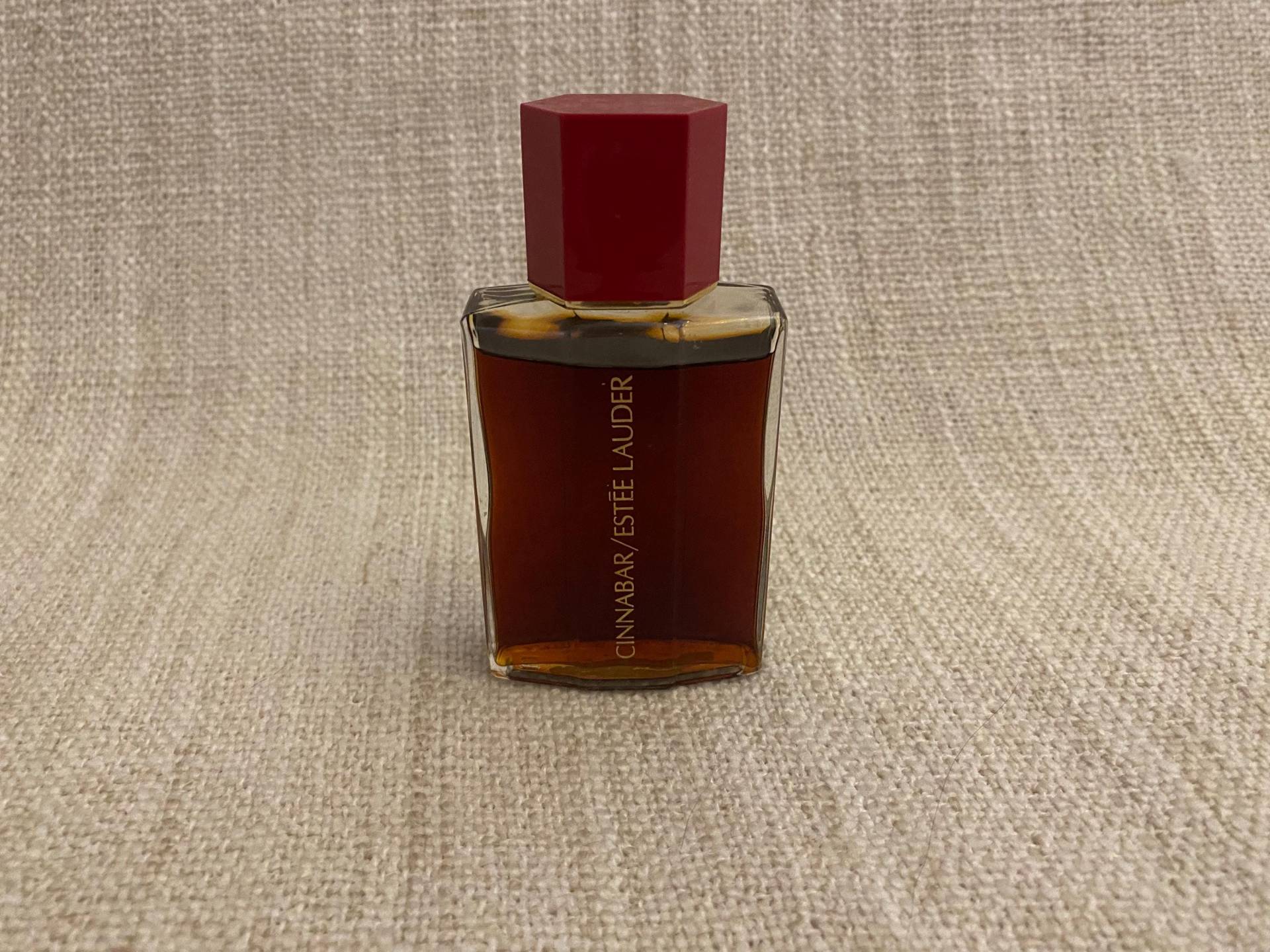 Rare Parfum Estee Lauder Cinnabar Natuaral Spray 60 Ml, Eau De Parfum von VintageStyleShopDE