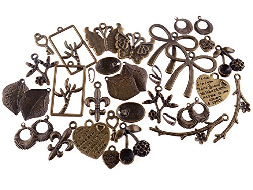 Vintageparts Anhängerset mit über 30 Teilen aus Metall in antik bronzefarben beschichtet, bestehend aus verschiedenen Anhängern und Verbindern von Vintageparts