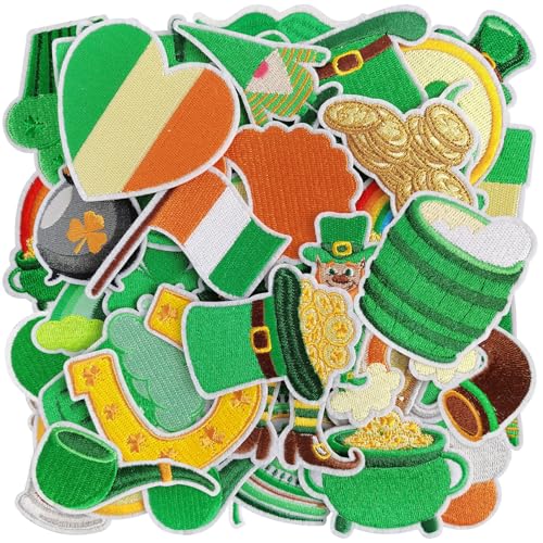 WILDREEDS 32 Stück verschiedene Stile St. Patrick's Day Bügelflicken, Irisches Kleeblatt Glückskleeblatt bestickt Patch für Kleidung, T-Shirt, Rucksäcke, Hüte, Jeans, Jacken von WILDREEDS