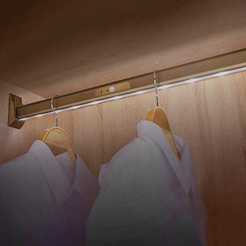 Kleiderstange für den Kleiderschrank mit LED-Beleuchtung, Stromversorgung über Lithiumbatterie, Aufladen über 3,7 V über USB, 50–130 cm verfügbar, Kleiderstange mit einer Tragkraft von 50 kg, Fei von WSYSHHGR