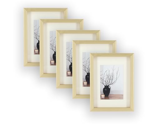 Wackadoo 5er Set Holz Bilderrahmen Set, FSC® Holzrahmen Gold Fotowand Bilderrahmen Fotogalerie Wandcollage Fotorahmen mit Glasscheibe mit Passepartout (10x15 cm) von Wackadoo