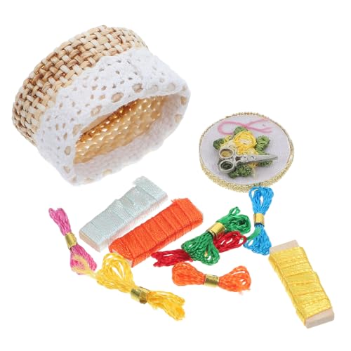 Warmhm 1 Set Mini Stickerei Werkzeug Korb Möbel Miniatur Hohe Nähen Kit Zubehör Puppenhaus Stickgarn Holz Warmhm 1 Set Mini Stickerei Werkzeug Korb Möbel Miniatur Hohe Nähen Kit Zubehör Puppenhaus Stickgarn Holz von Warmhm