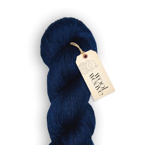 Woolweave Fingering Weight Garn, handgefärbt, 75 % extrafeine Merinowolle und 25 % Polyamid, 100 g Knäuel, 400 m – leichtes, weiches und strapazierfähiges blaues Garn zum Stricken und Häkeln von WoolWeave