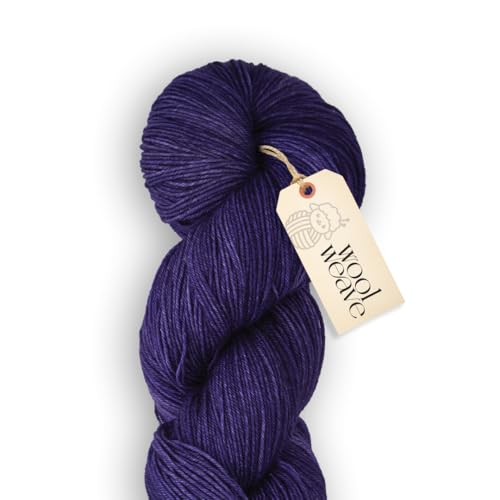 Woolweave Fingering Weight Garn, handgefärbte Sockengarne, 75 % extrafeine Merinowolle und 25 % Polyamid, 100 g Knäuel, 400 m – leichtes, weiches und strapazierfähiges violettes Garn zum Stricken und von WoolWeave