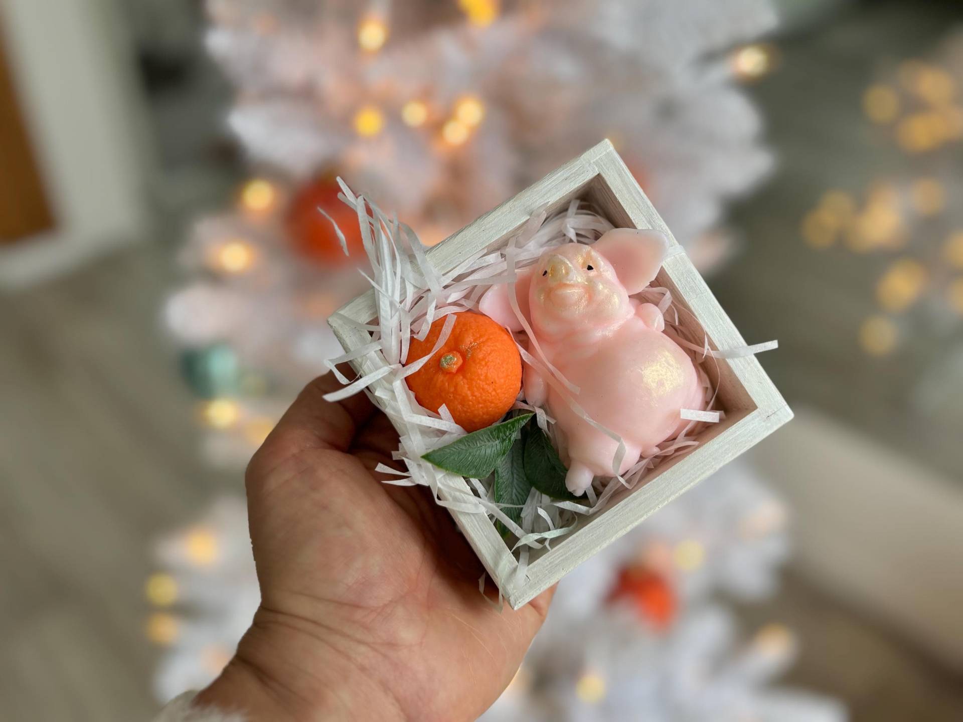 Niedliches Seifen-Set Mit Schwein Und Mandarine in Geschenkbox - Handgemachte Natürliche Seife, Einzigartiges Weihnachtsgeschenk von WunderBlumenBoutique