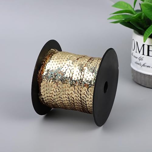 YKAFADE 100 Yard Paillettenband 6mm Breites Bunte Paillette Trim Glänzende Paillettenbänder Flache Glitzerborte für DIY Handwerk Bastelprojekte Tanzbekleidungen Armband-Gold von YKAFADE