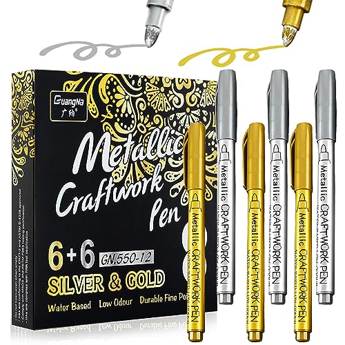 YOUYIKE 12 Stück Gold und Silber Metallic Marker Pens, 2 mm Gold/Silber Wasserfest Marker Stifte, Metallic Marker Stifte Set für Steine Holz Leinwand Glas Papier Leder Keramik DIY Zeichnung von YOUYIKE