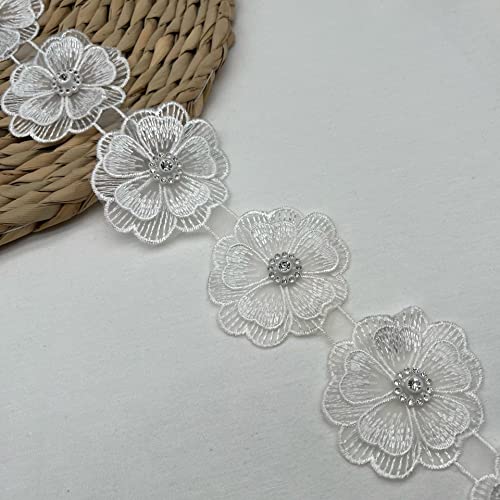 Yulakes 2 Yards 3D Blumen Spitzenbesatz exquisite bestickte Applikation Patches Stoff Gold Perle Perlen Spitzenband Spitzenborte für DIY Nähen Handwerk (Weiss) von Yulakes