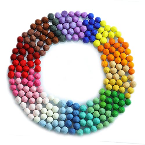 Filzbommeln, Wollfilzkugeln 2 cm, handgefertigt, gefilzt, 26 Farben (Rot, Rosa, Blau, Gelb, Schwarz, Weiß, Pastell und mehr). von ZQMALL